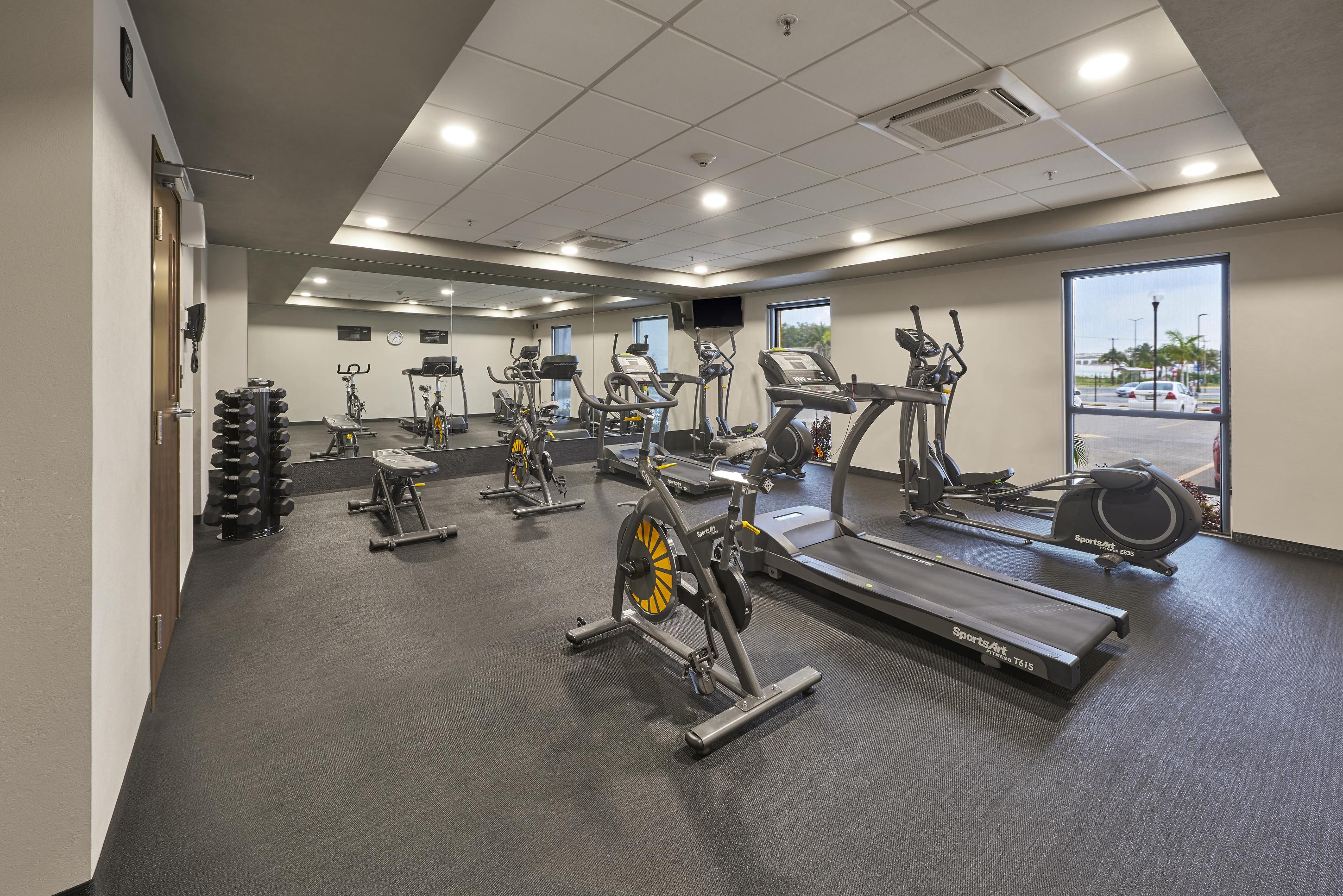 City Express Plus By Marriott Tampico Exterior photo
