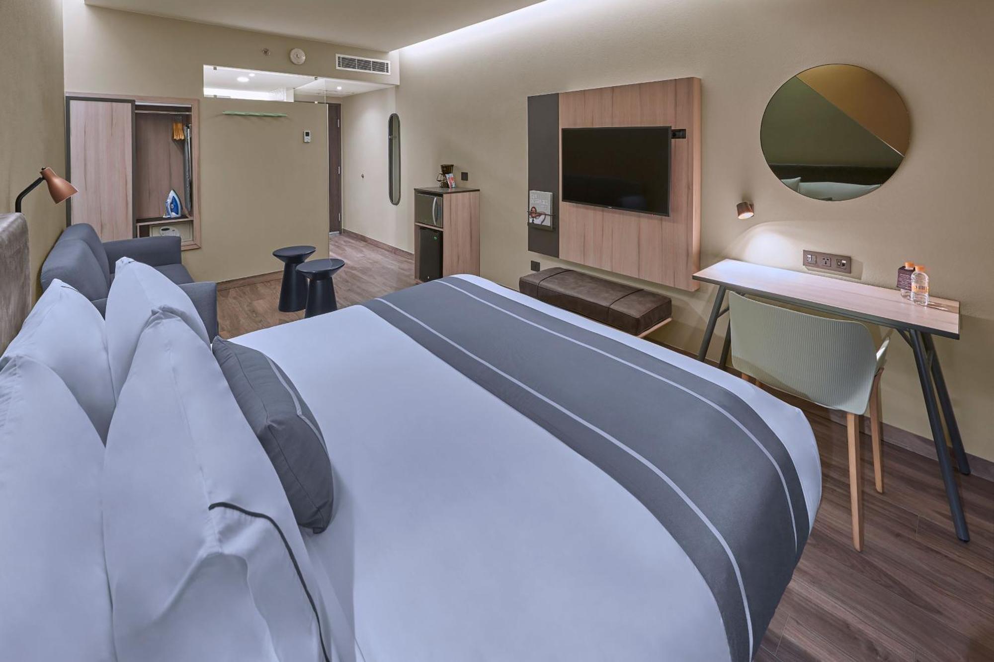 City Express Plus By Marriott Tampico Exterior photo