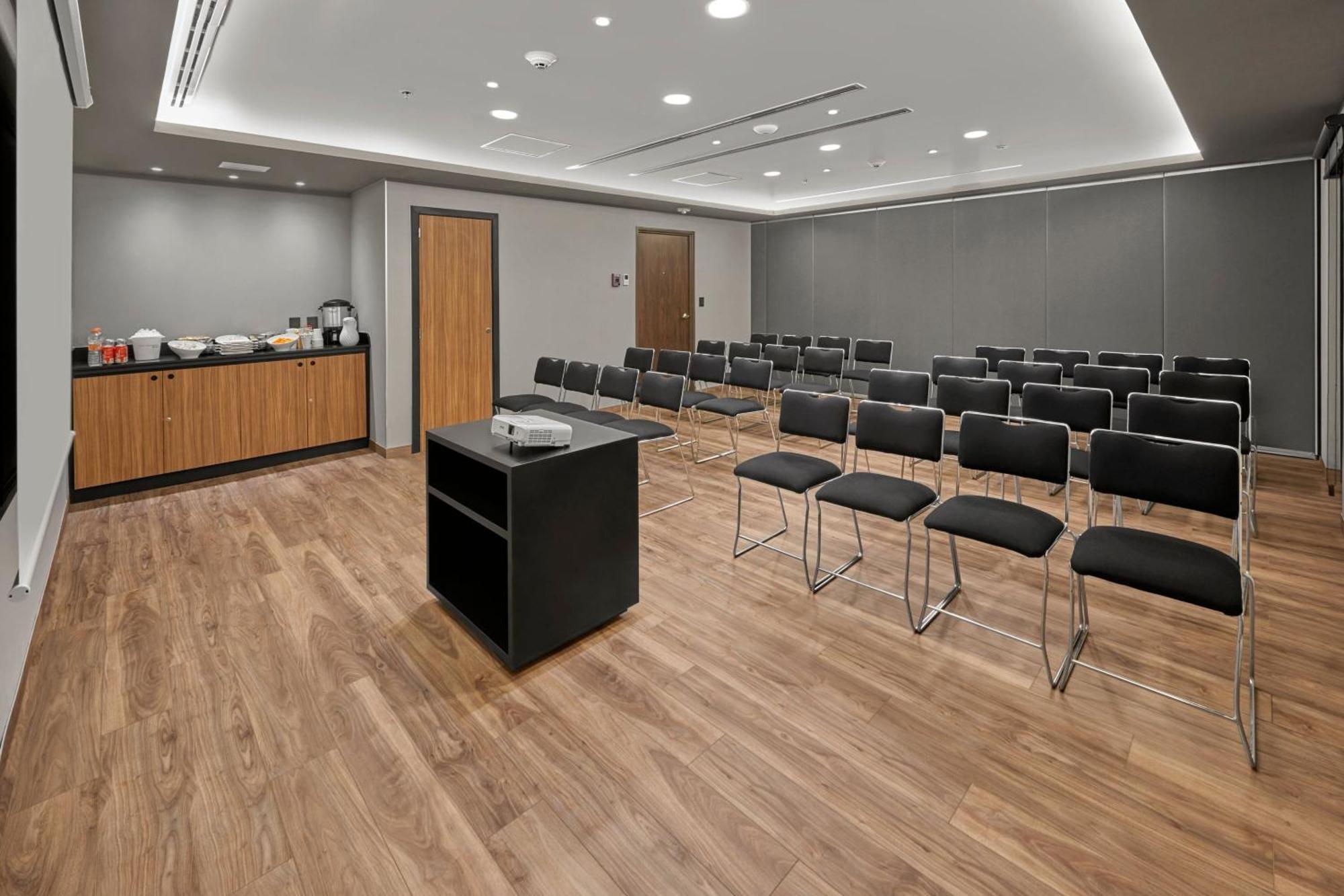 City Express Plus By Marriott Tampico Exterior photo