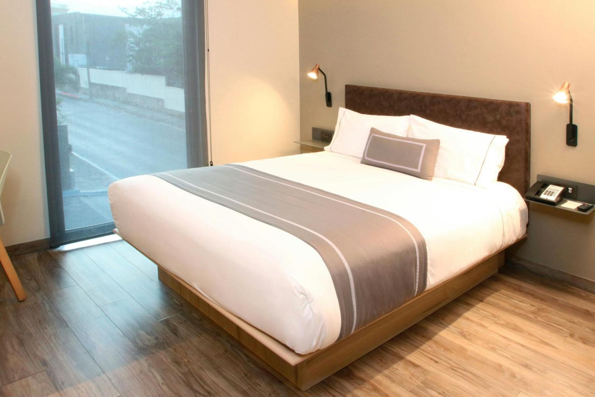 City Express Plus By Marriott Tampico Exterior photo